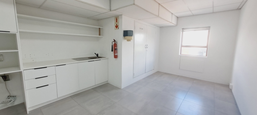 To Let commercial Property for Rent in Bo Oakdale Western Cape